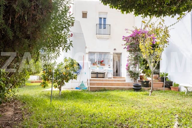 4 bedroom Villa for sale in Mojácar with pool garage - € 430,000 (Ref: 9398750)