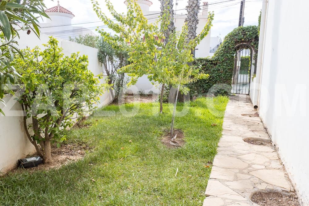 4 bedroom Villa for sale in Mojacar with pool garage - € 430,000 (Ref: 9398750)