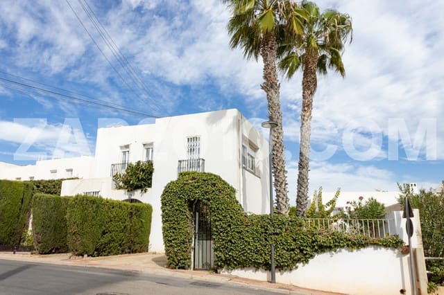 4 bedroom Villa for sale in Mojácar with pool garage - € 415,000 (Ref: 9398750)