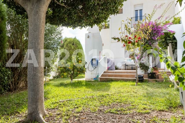 4 bedroom Villa for sale in Mojácar with pool garage - € 415,000 (Ref: 9398750)