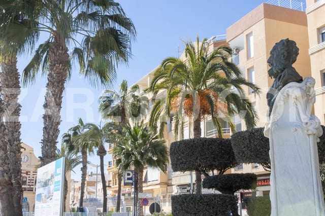 Ático de 3 habitaciones en Garrucha en venta con garaje - 700.000 € (Ref: 9618681)