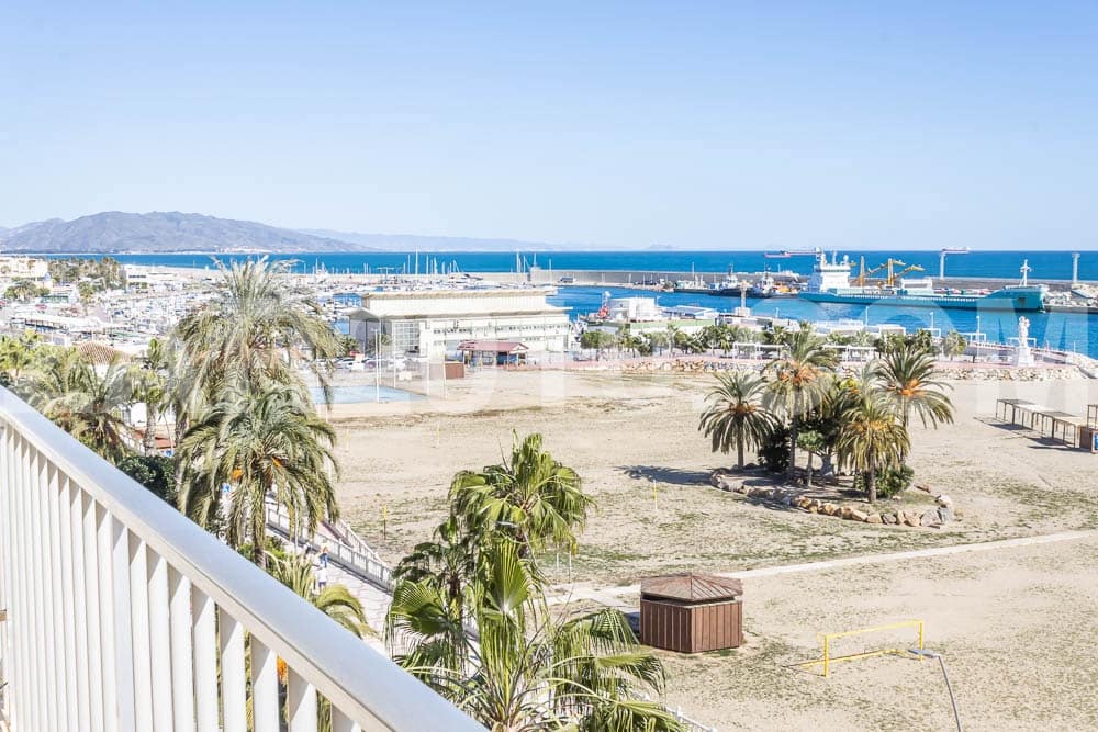 Ático de 3 habitaciones en Garrucha en venta con garaje - 700.000 € (Ref: 9618681)