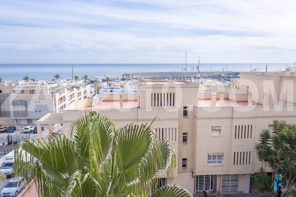 5 quarto Penthouse para venda em Garrucha com garagem - 365 000 € (Ref: 9667143)