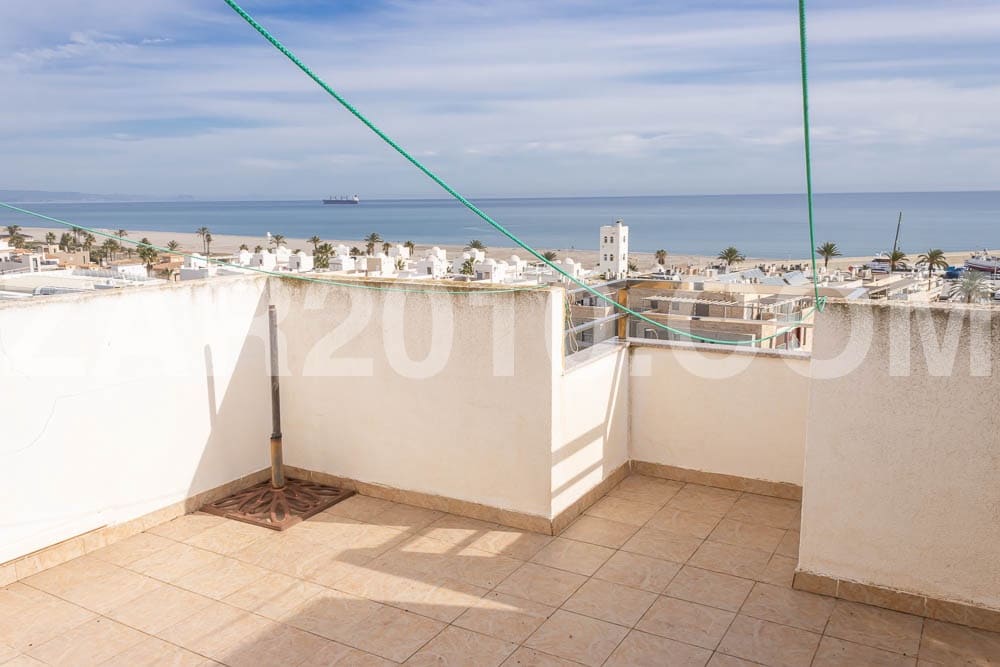 5 quarto Penthouse para venda em Garrucha com garagem - 365 000 € (Ref: 9667143)