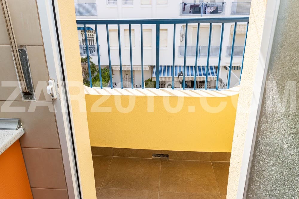 3 sypialnia Penthouse na sprzedaż w Garrucha z basenem - 180 000 € (Ref: 9782505)