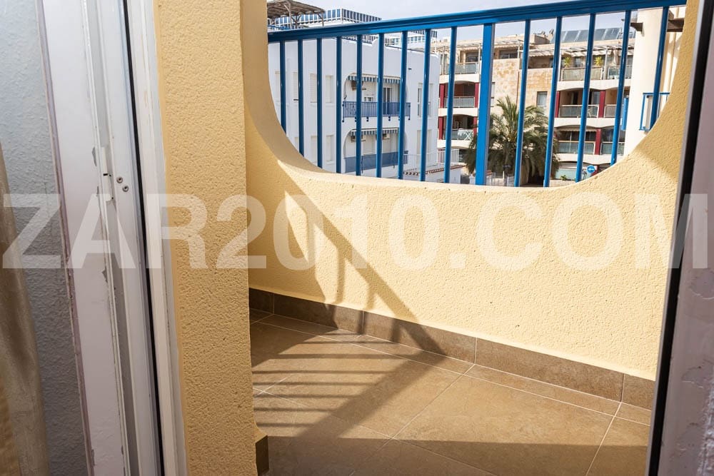 3 sypialnia Penthouse na sprzedaż w Garrucha z basenem - 180 000 € (Ref: 9782505)