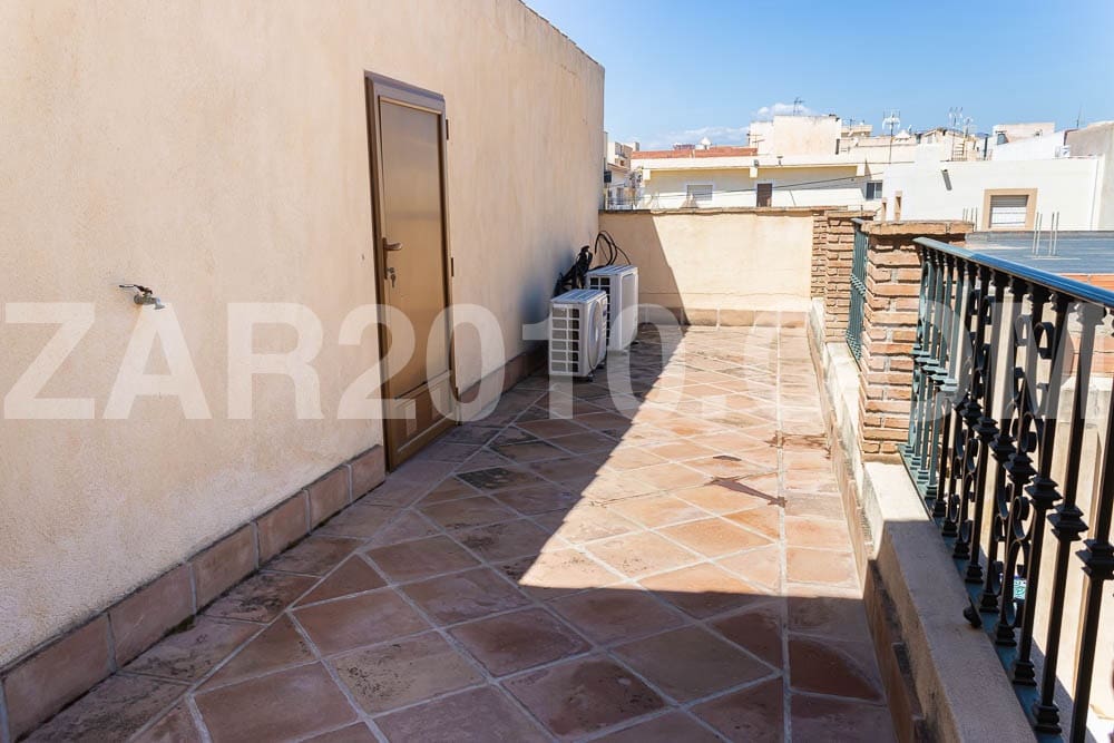 5 makuuhuone Rivitalo myytävänä paikassa Turre - 395 000 € (Ref: 9795763)