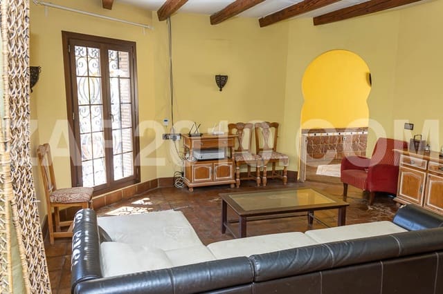 5 makuuhuone Rivitalo myytävänä paikassa Turre - 395 000 € (Ref: 9795763)