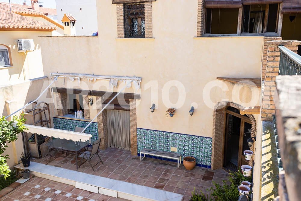5 sovrum Villa till salu i Cuevas del Almanzora med garage - 370 000 € (Ref: 9795763)