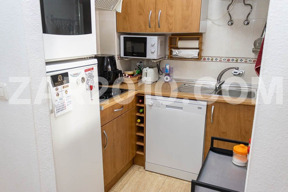 2 bedroom Apartment for sale in Garrucha with garage - € 140,000 (Ref: 9836831)