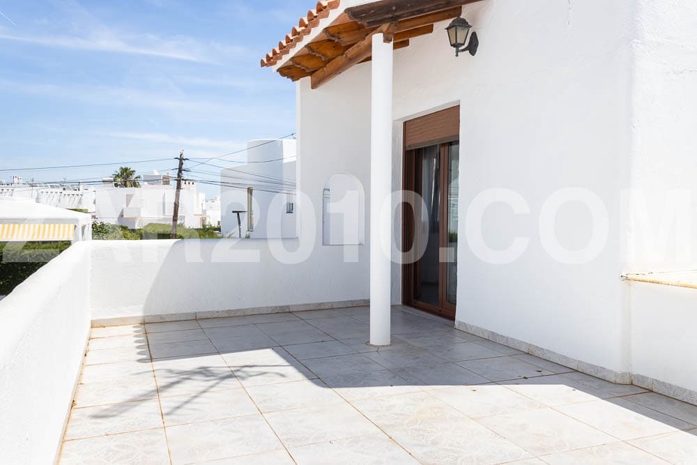 3 makuuhuone Rivitalo myytävänä paikassa Mojacar mukana 
autotalli - 624 000 € (Ref: 9863513)