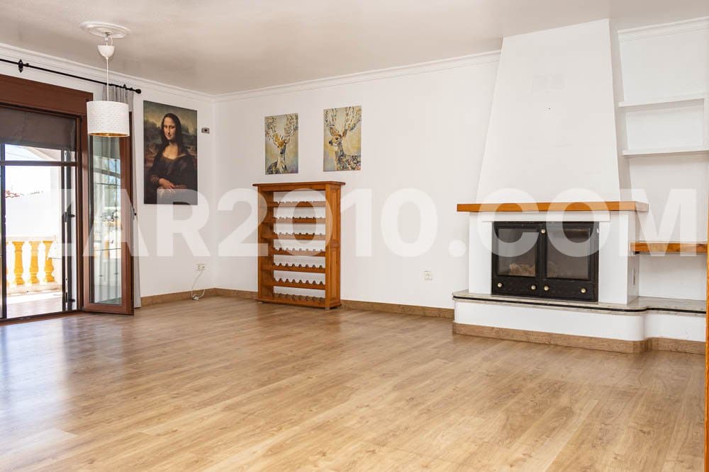 3 bedroom Villa for sale in Mojacar with garage - € 624,000 (Ref: 9863513)