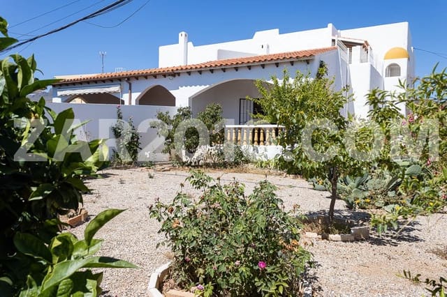 Chalet de 3 habitaciones en Mojácar en venta con garaje - 624.000 € (Ref: 9863513)