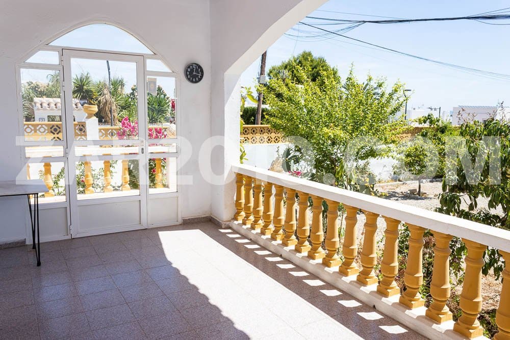3 bedroom Villa for sale in Mojacar with garage - € 624,000 (Ref: 9863513)