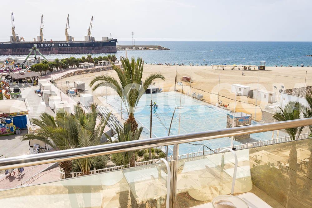 3 Zimmer Apartment zu verkaufen in Almeria Stadt - 475.000 € (Ref: 9993664)