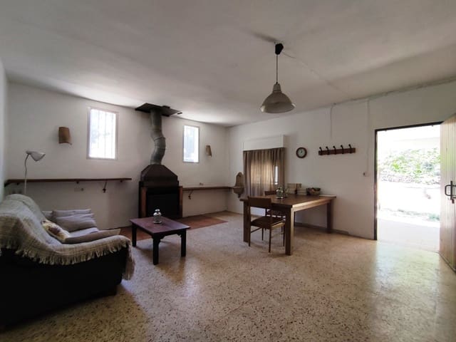 4 slaapkamer Finca/Landhuis te koop in Bocairent met zwembad garage - € 145.000 (Ref: 10000233)