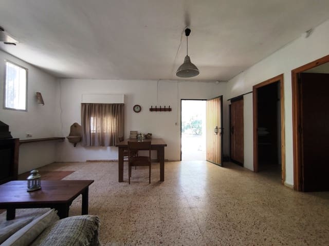 4 slaapkamer Finca/Landhuis te koop in Bocairent met zwembad garage - € 145.000 (Ref: 10000233)