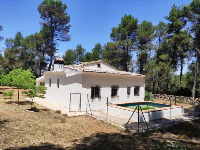 4 slaapkamer Finca/Landhuis te koop in Bocairent met zwembad garage - € 145.000 (Ref: 10000233)