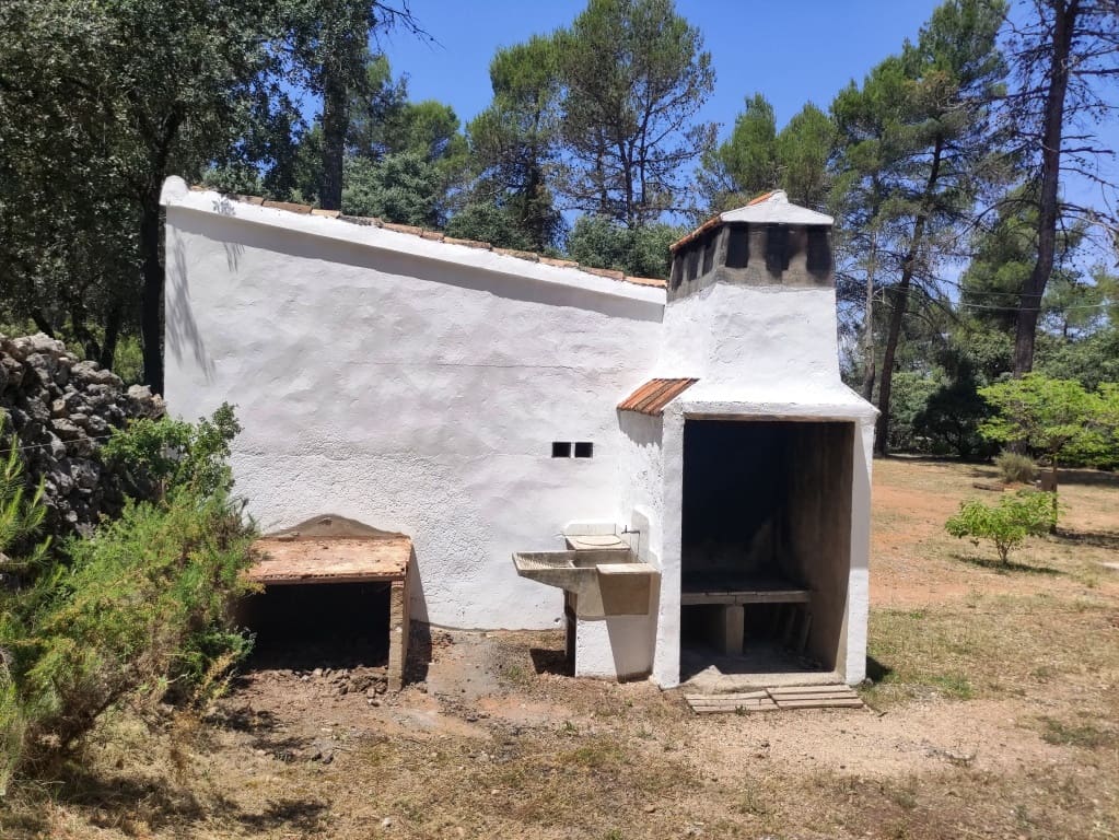 4 chambre Finca/Maison de Campagne à vendre à Bocairent avec piscine garage - 145 000 € (Ref: 10000233)