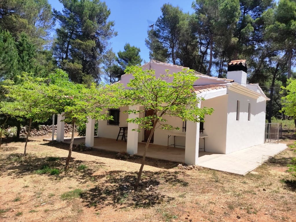 4 chambre Finca/Maison de Campagne à vendre à Bocairent avec piscine garage - 145 000 € (Ref: 10000233)