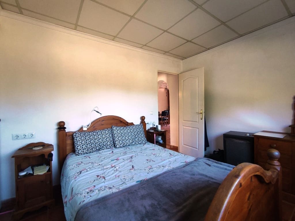 3 soveværelse Finca/Landehus til salg i Almudaina - € 130.000 (Ref: 10136490)