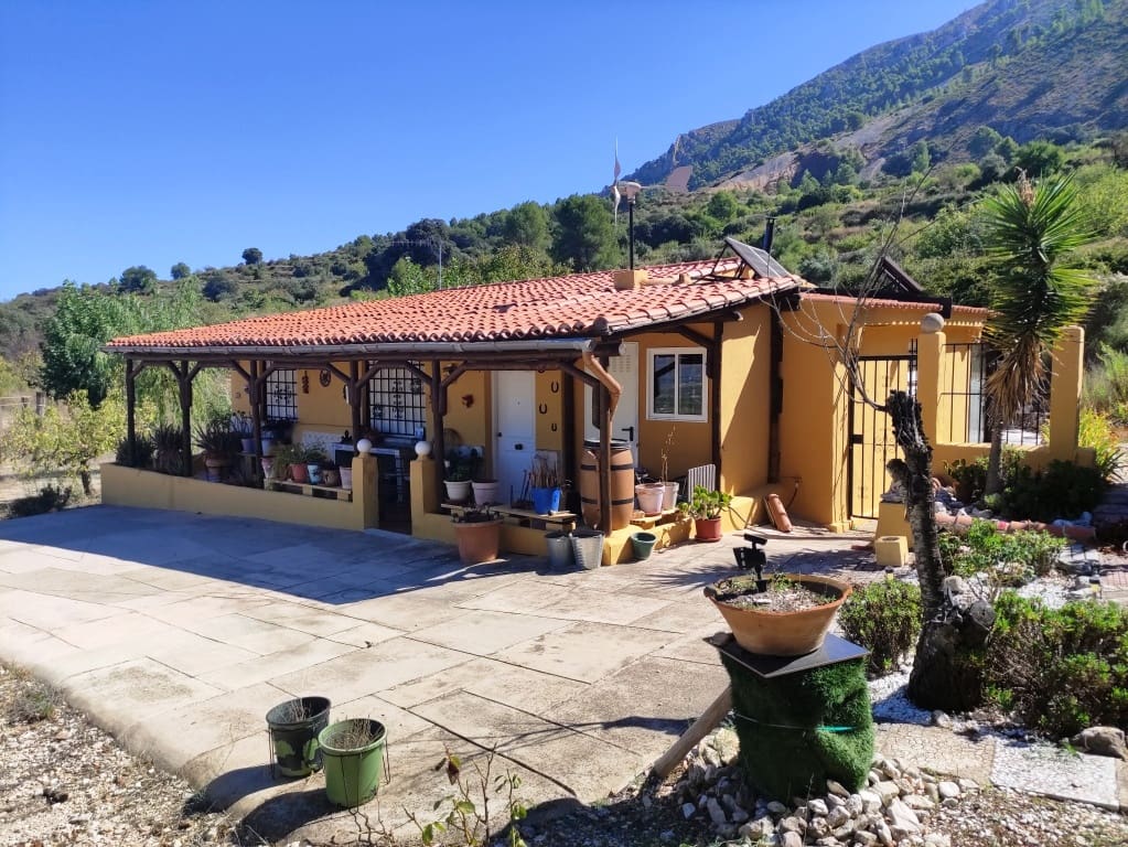 3 soveværelse Finca/Landehus til salg i Almudaina - € 130.000 (Ref: 10136490)