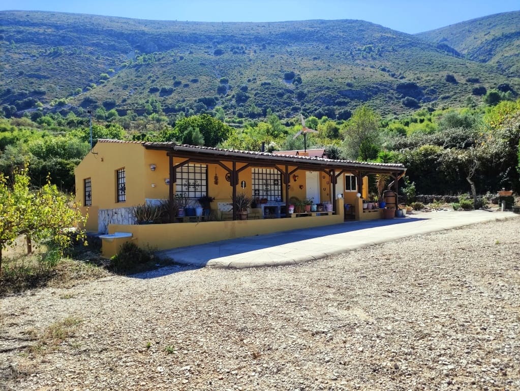 3 soveværelse Finca/Landehus til salg i Almudaina - € 130.000 (Ref: 10136490)