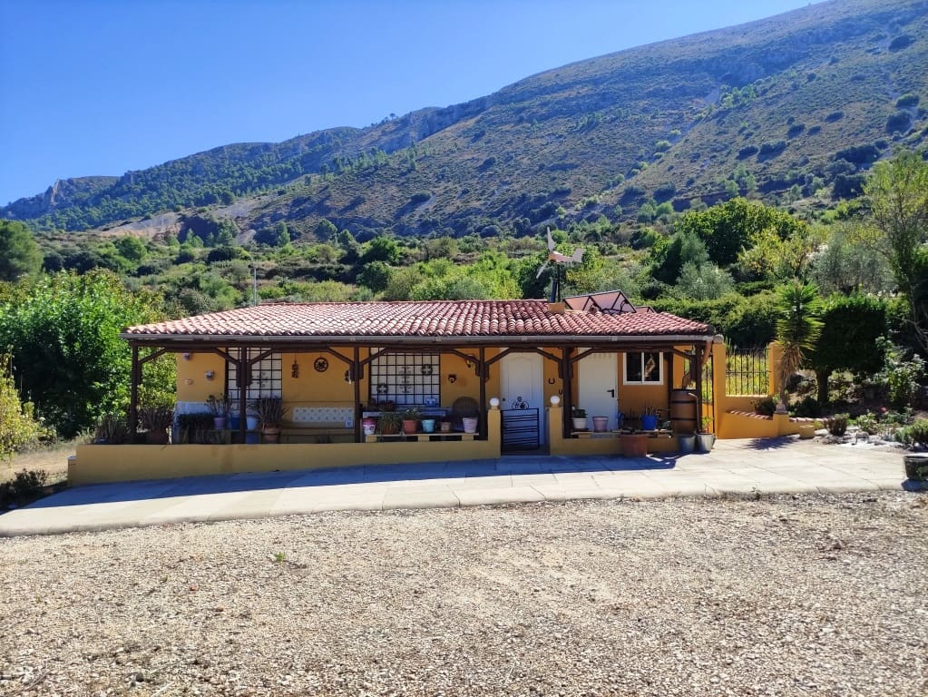 3 soveværelse Finca/Landehus til salg i Almudaina - € 130.000 (Ref: 10136490)
