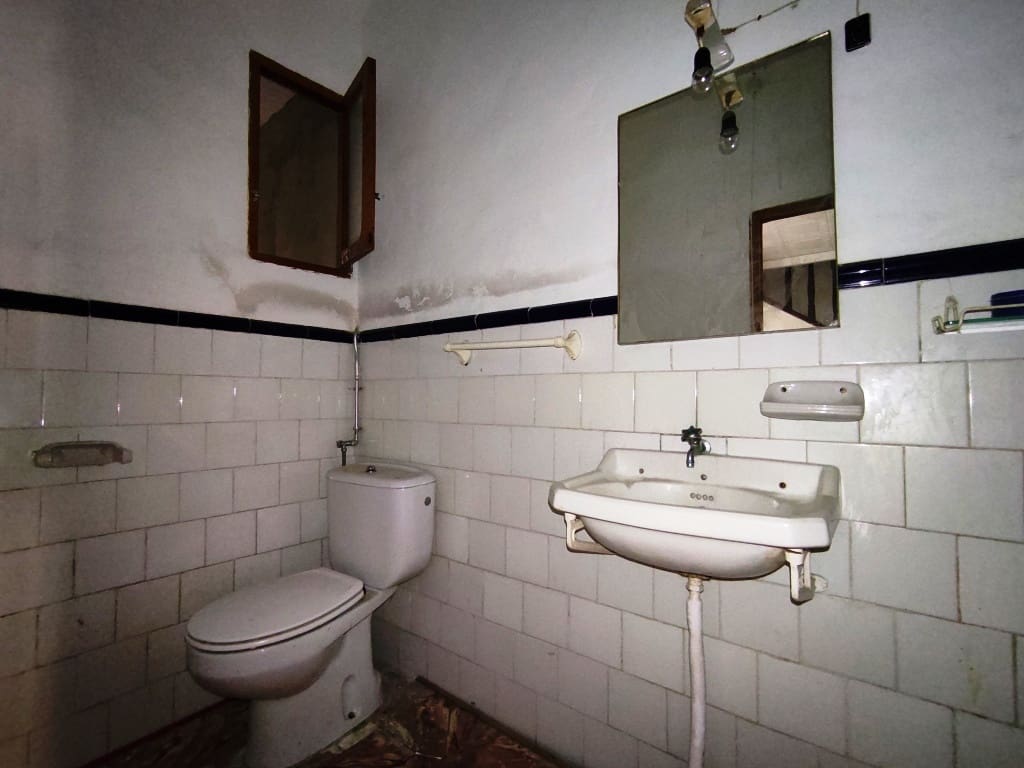 6 Zimmer Haus zu verkaufen in Margarida - 145.000 € (Ref: 10141572)