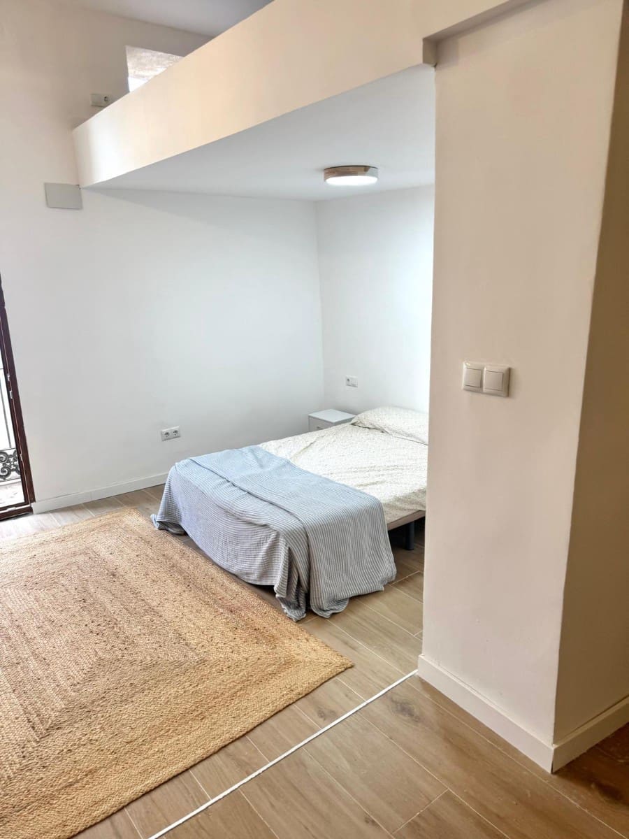 6 bedroom Townhouse for sale in Beniarres with pool - € 169,000 (Ref: 10150129)