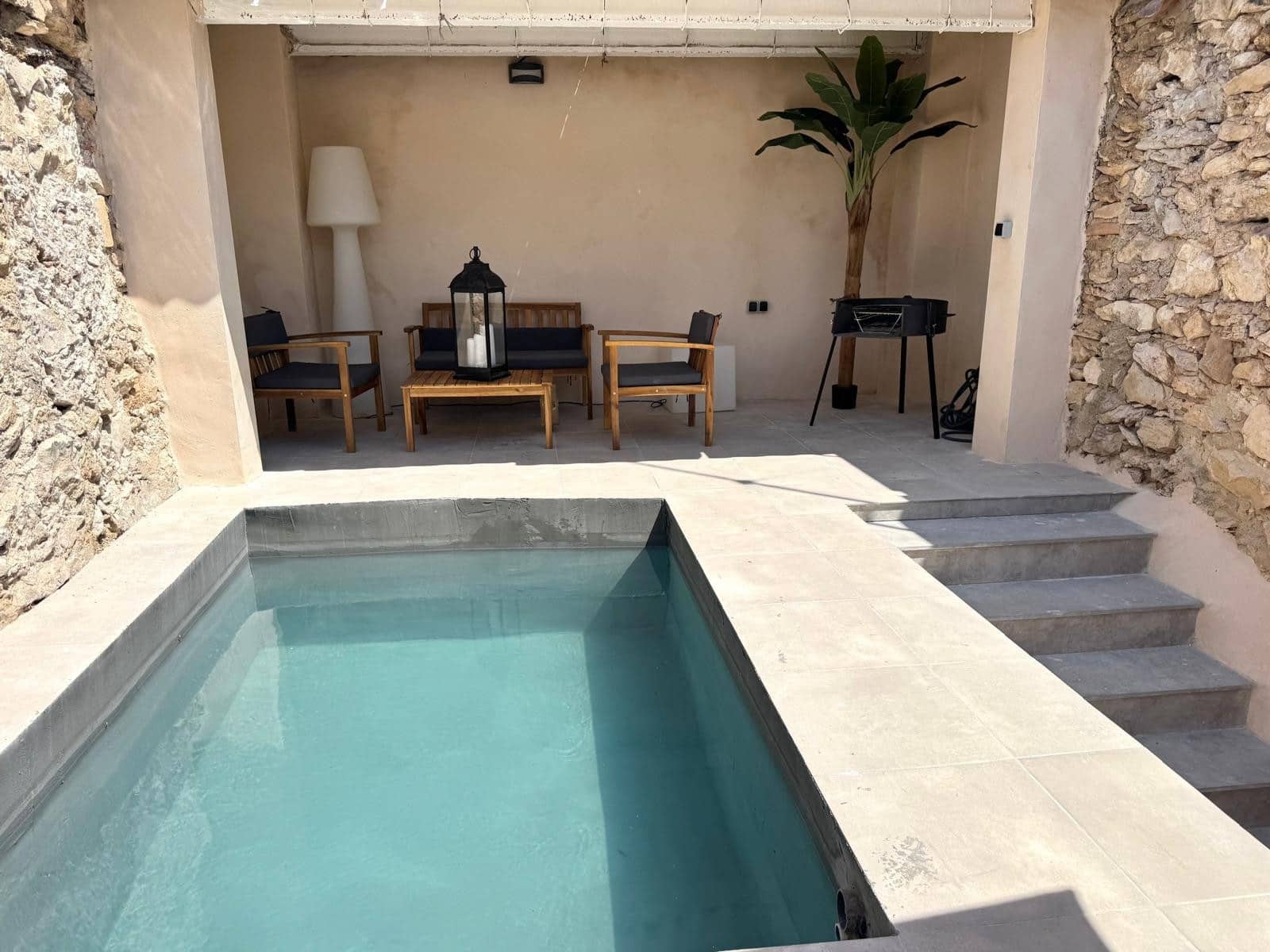 6 bedroom Townhouse for sale in Beniarres with pool - € 169,000 (Ref: 10150129)