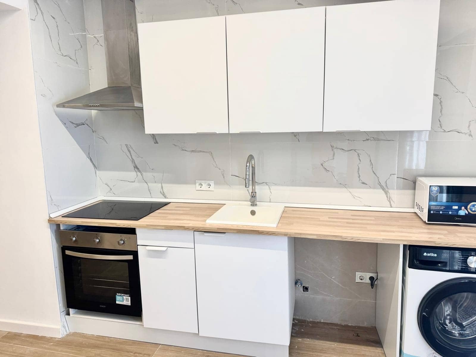 6 bedroom Townhouse for sale in Beniarres with pool - € 169,000 (Ref: 10150129)