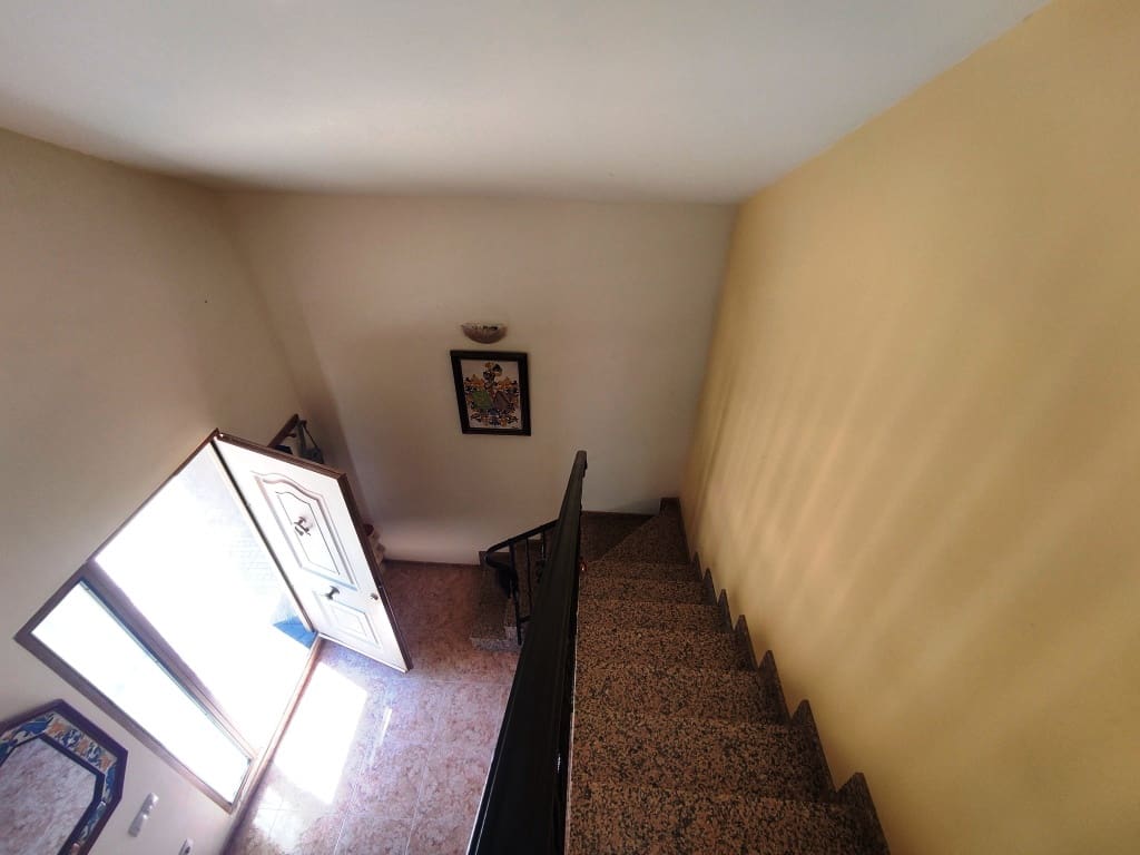 5 soveværelse Finca/Landehus til salg i Ontinyent med swimmingpool garage - € 295.000 (Ref: 3615452)