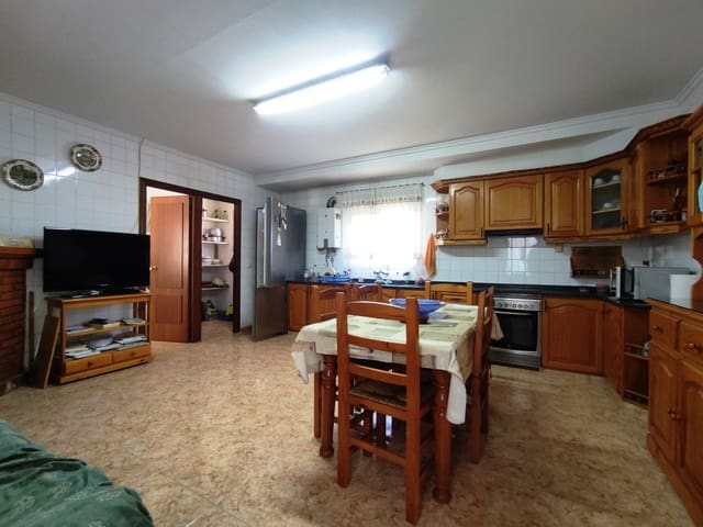 5 soveværelse Finca/Landehus til salg i Ontinyent med swimmingpool garage - € 295.000 (Ref: 3615452)