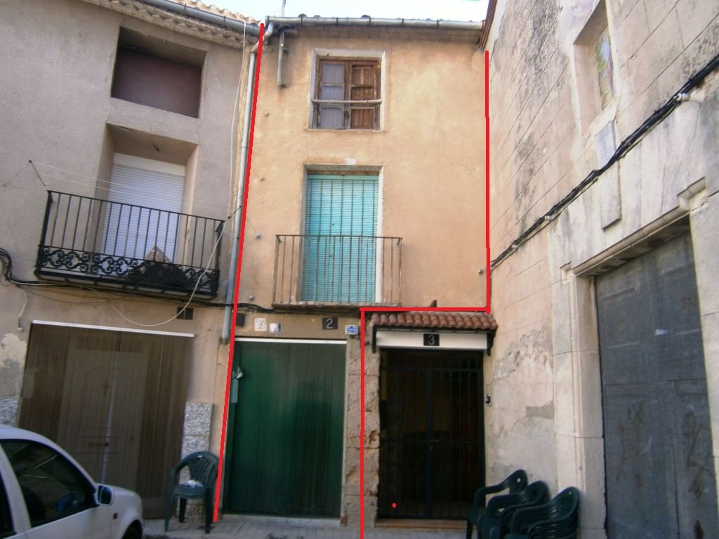 5 soveværelse Byhus til salg i Cocentaina - € 45.000 (Ref: 3615475)