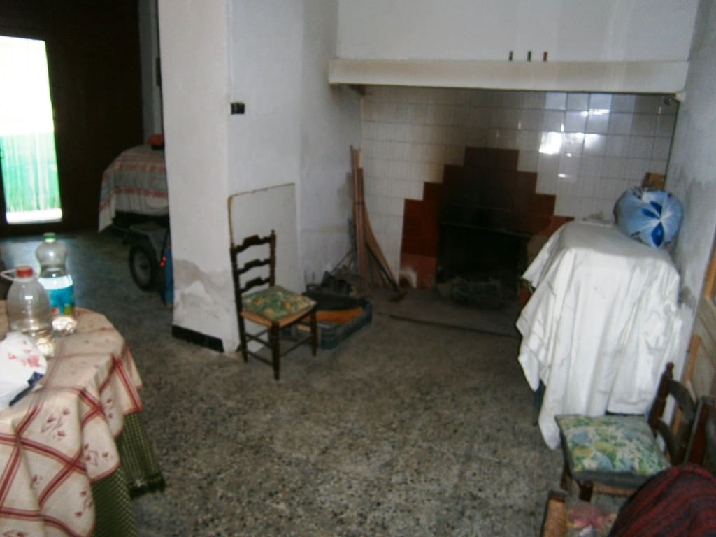 5 soveværelse Byhus til salg i Cocentaina - € 45.000 (Ref: 3615475)