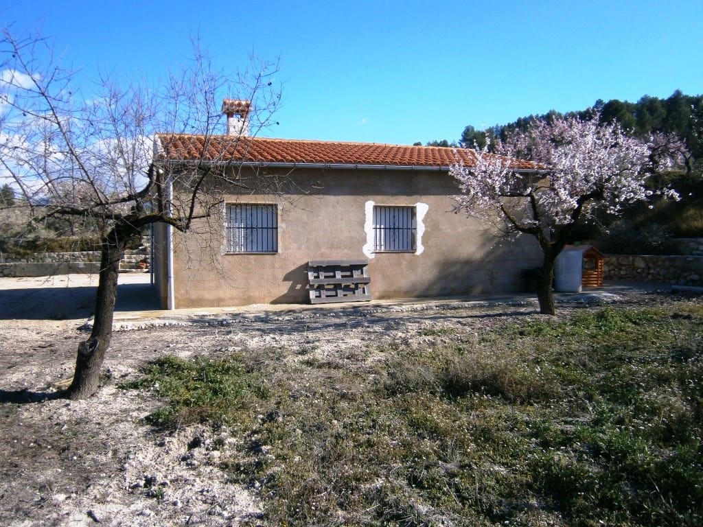 2 soveværelse Finca/Landehus til salg i Benilloba - € 65.000 (Ref: 3615502)