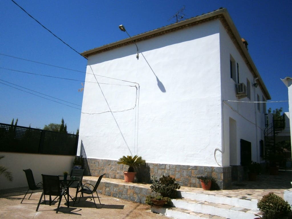 Finca/Casa Rural de 5 habitaciones en Ontinyent en venta con piscina - 340.000 € (Ref: 4100200)