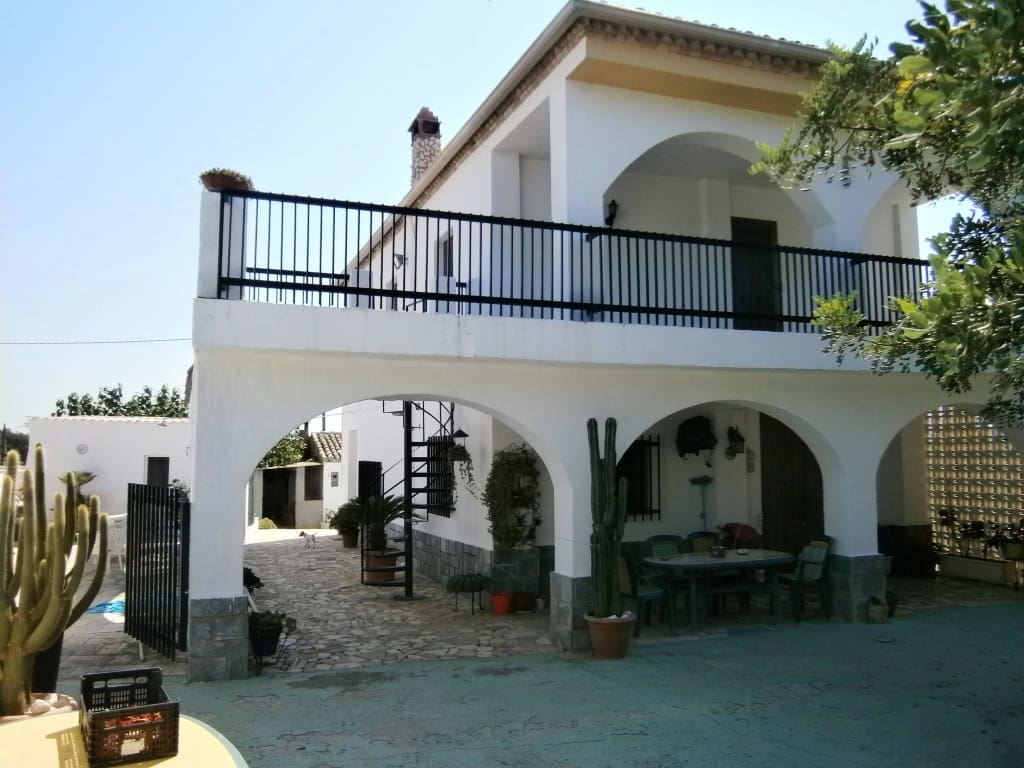 Finca/Casa Rural de 5 habitaciones en Ontinyent en venta con piscina - 340.000 € (Ref: 4100200)