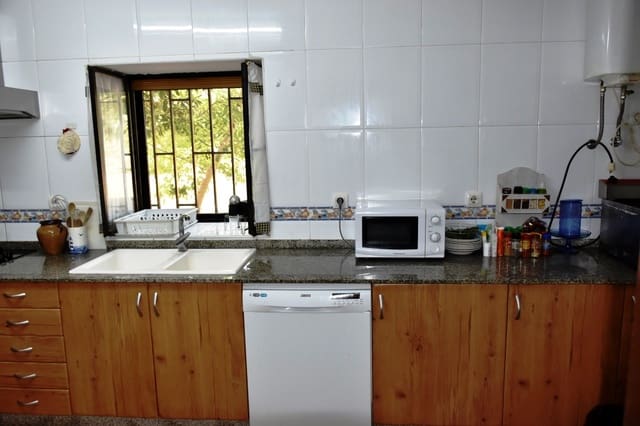 7 bedroom Finca/Country House for sale in Cocentaina with pool - € 349,900 (Ref: 5780373)