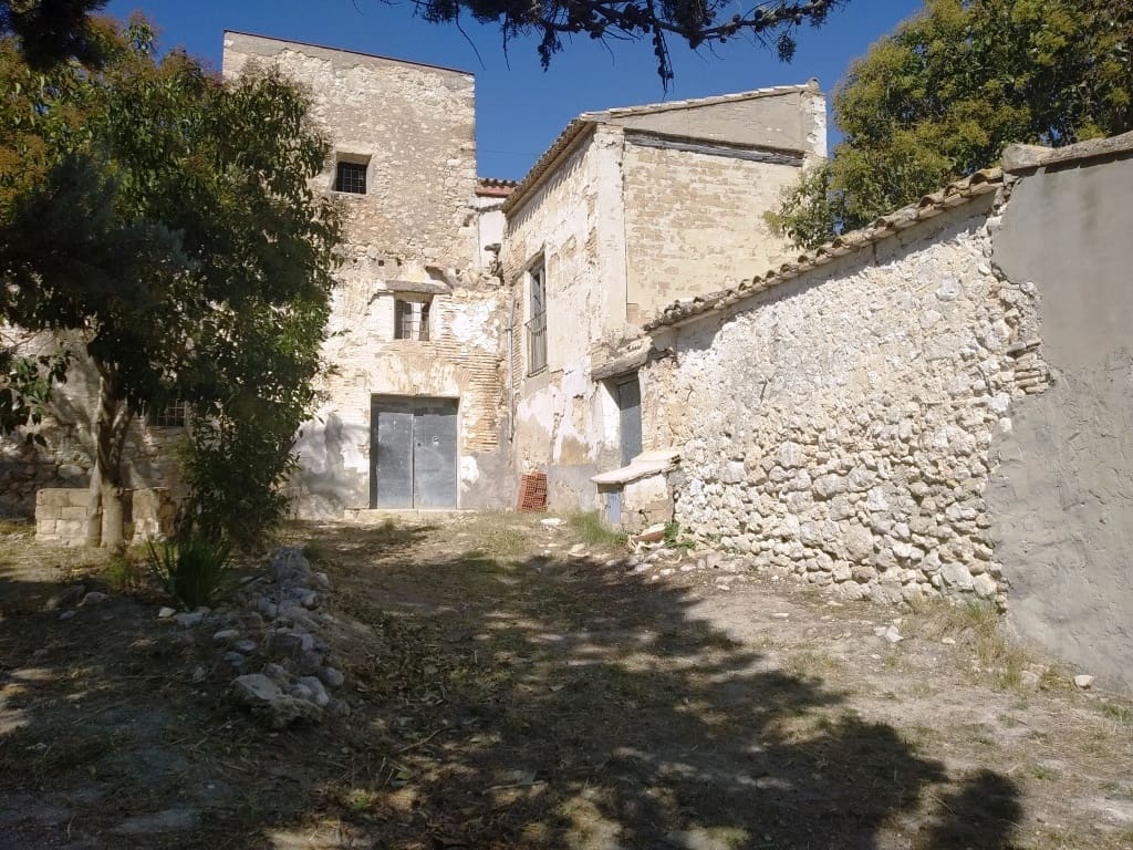 Finca/Landehus til salg i Ontinyent med garage - € 95.000 (Ref: 6151917)