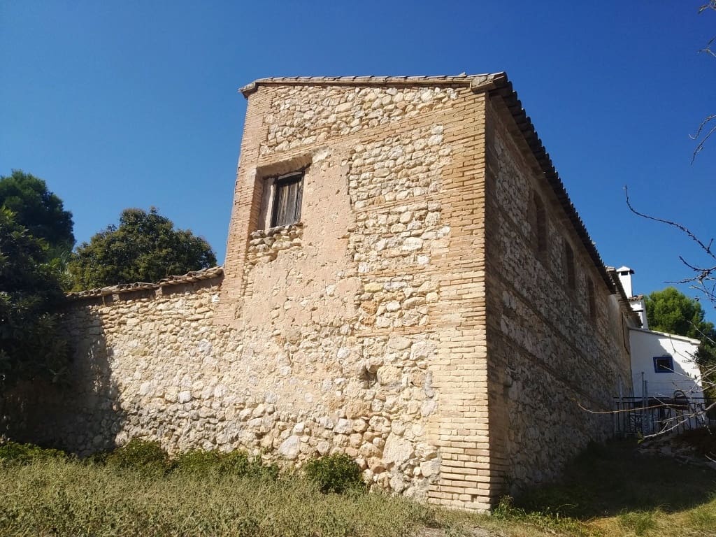 Finca/Landehus til salg i Ontinyent med garage - € 95.000 (Ref: 6151917)