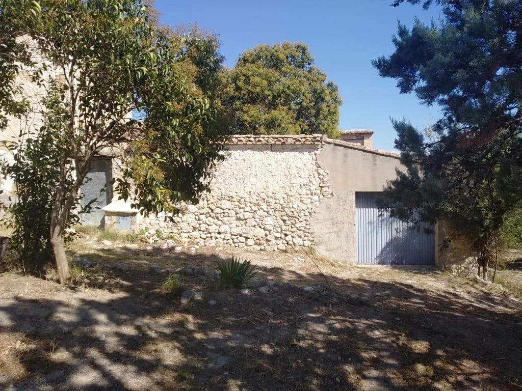 Finca/Landehus til salg i Ontinyent med garage - € 95.000 (Ref: 6151917)