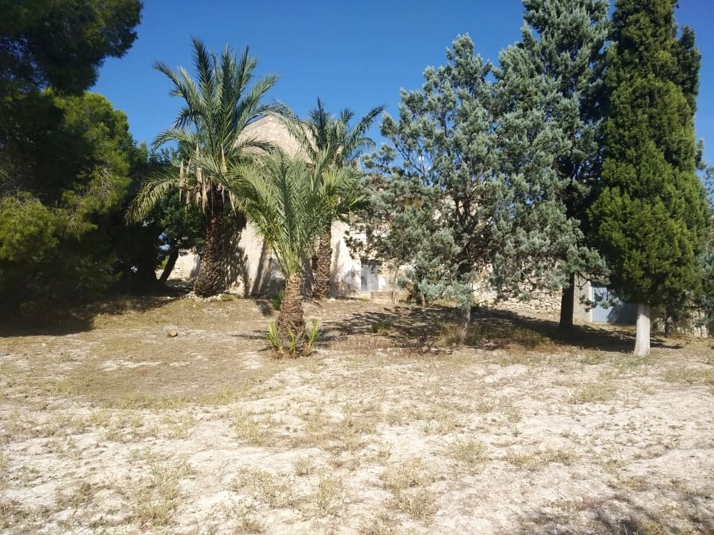 Finca/Landehus til salg i Ontinyent med garage - € 95.000 (Ref: 6151917)