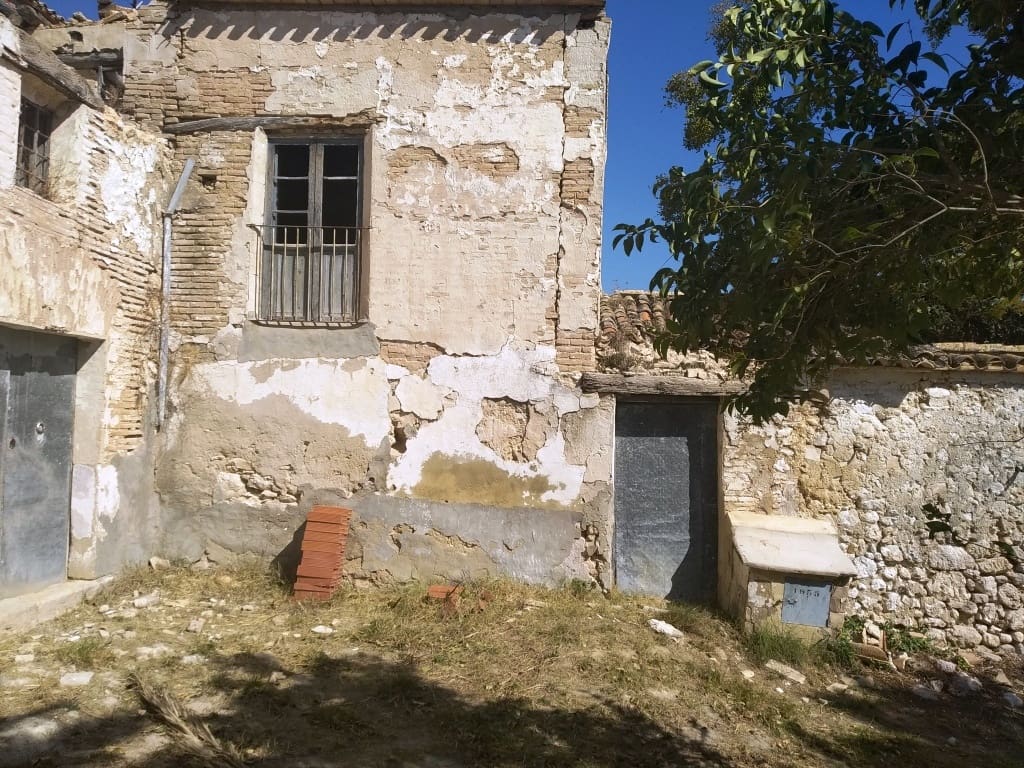 Finca/Landehus til salg i Ontinyent med garage - € 95.000 (Ref: 6151917)