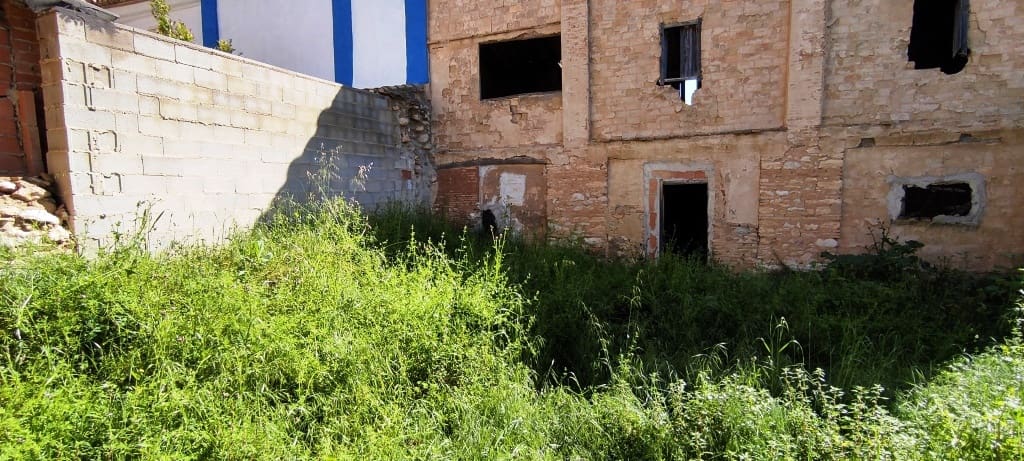 Finca/Landehus til salg i Ontinyent med garage - € 95.000 (Ref: 6151917)