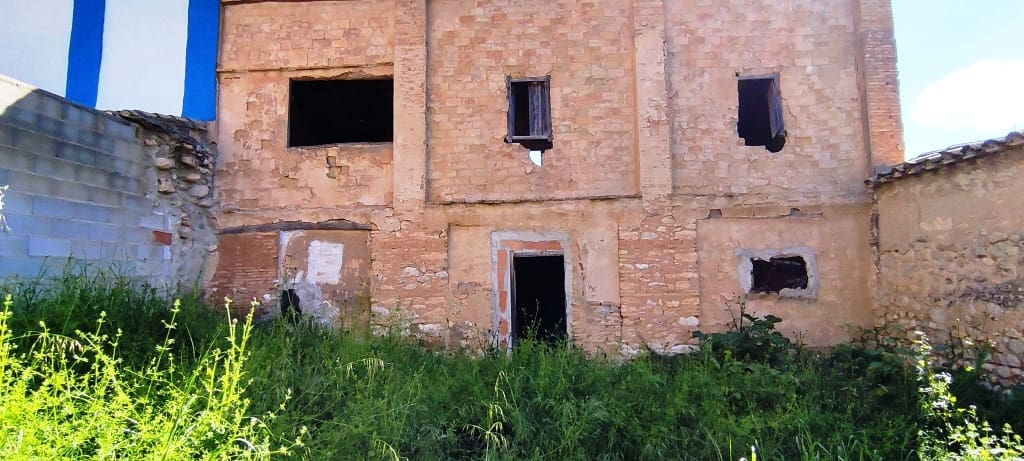 Finca/Landehus til salg i Ontinyent med garage - € 95.000 (Ref: 6151917)