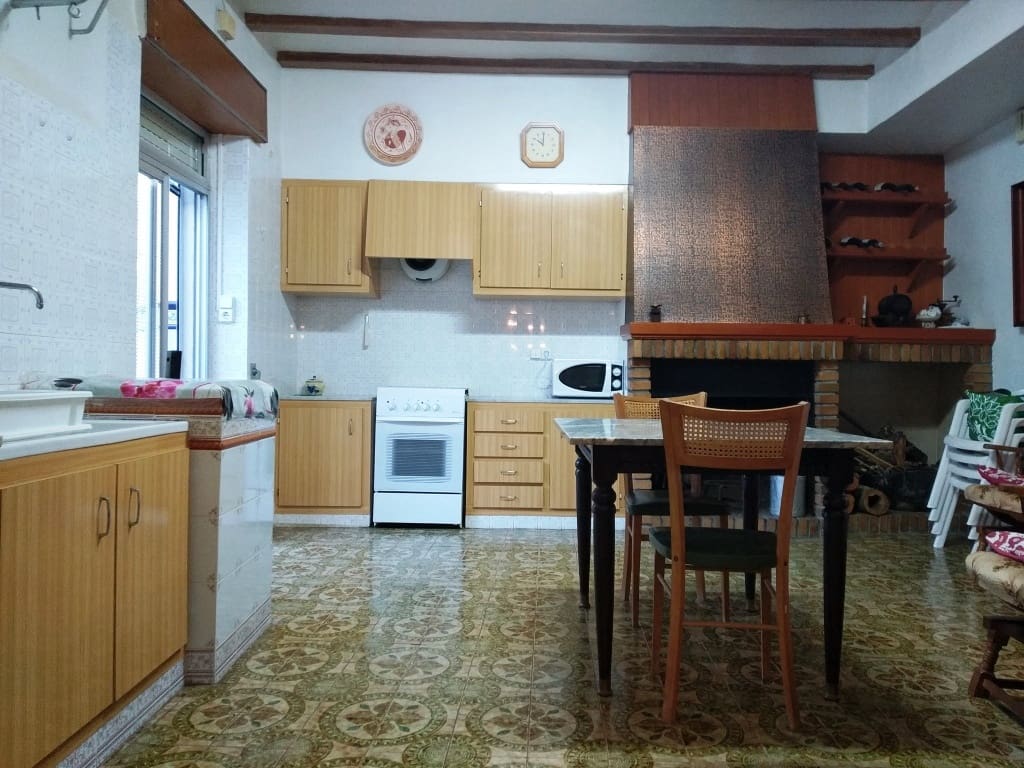 4 soverom Hus til salgs i Almudaina - € 85 000 (Ref: 6151918)