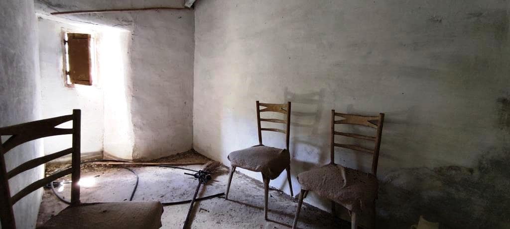 Finca/Landehus til salg i Benasau - € 49.000 (Ref: 6151922)