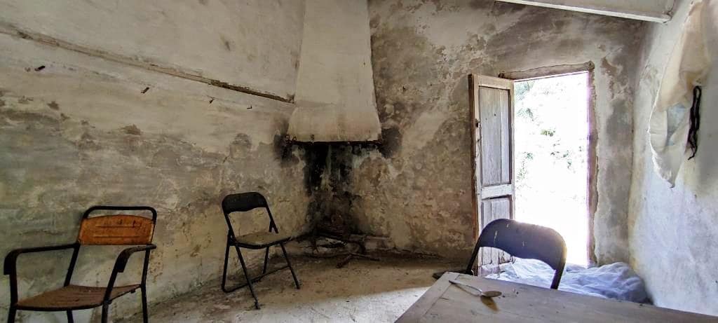 Finca/Landehus til salg i Benasau - € 49.000 (Ref: 6151922)